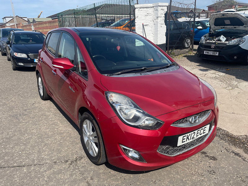 2012 HYUNDAI IX20 1.6L CRDI STYLE MPV 5DR DIESEL MANUAL EURO 5 113 BHP 3,495... photo