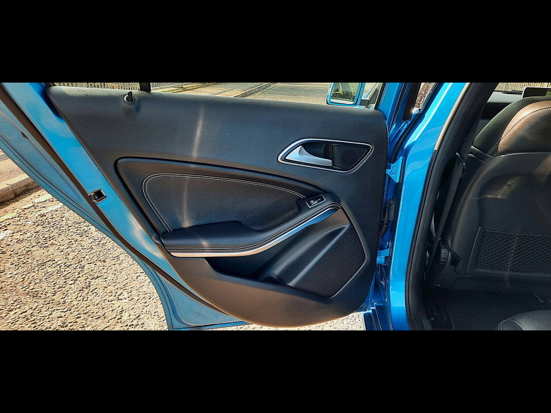 Mercedes-Benz A-CLASS 1.6 A180 Sport (Executive) Hatchback 5dr Petrol 7G-DCT Euro 6 (s/s) (122 ps) 5dr Automatic 2026