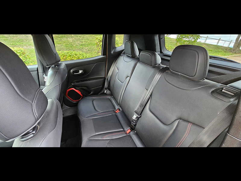 Jeep Renegade 2.0 MultiJetII Trailhawk SUV 5dr Diesel Auto 4WD Euro 6 (s/s) (170 ps) 5dr Automatic 2026