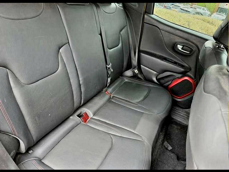 Jeep Renegade 2.0 MultiJetII Trailhawk SUV 5dr Diesel Auto 4WD Euro 6 (s/s) (170 ps) 5dr Automatic 2026