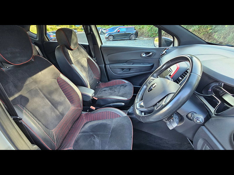 Renault Captur 1.3 TCe ENERGY S Edition SUV 5dr Petrol Manual Euro 6 (s/s) (130 ps) 5dr Manual 2026
