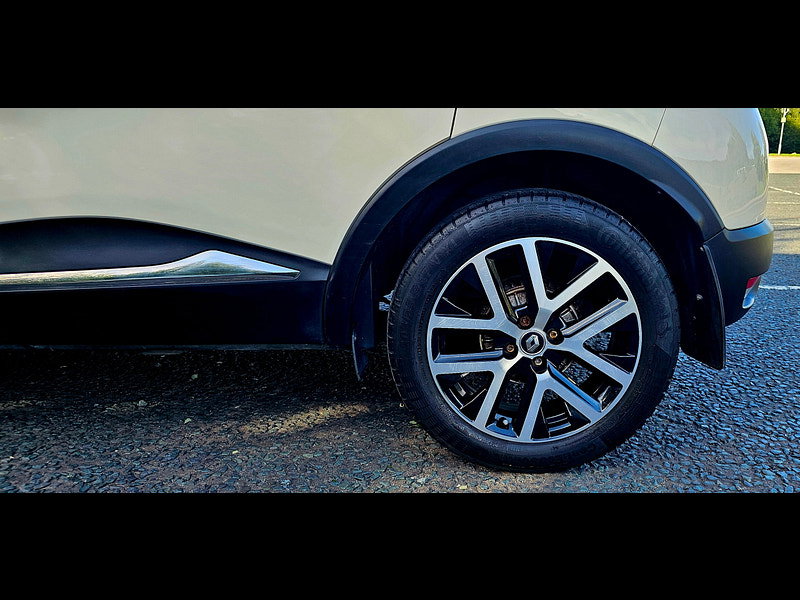 Renault Captur 1.3 TCe ENERGY S Edition SUV 5dr Petrol Manual Euro 6 (s/s) (130 ps) 5dr Manual 2026