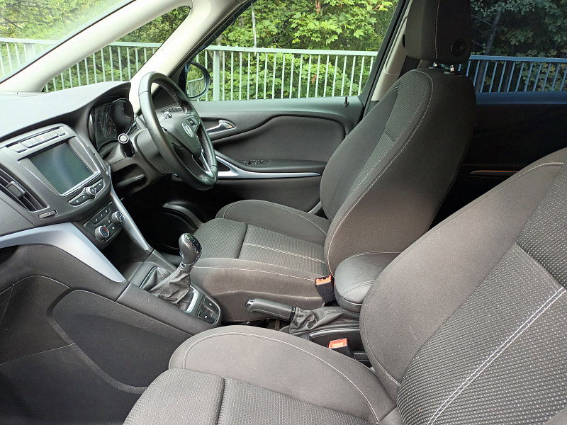 Vauxhall Zafira Tourer 1.4i Turbo SRi MPV 5dr Petrol Manual Euro 6 (140 ps) 5dr Manual 2026