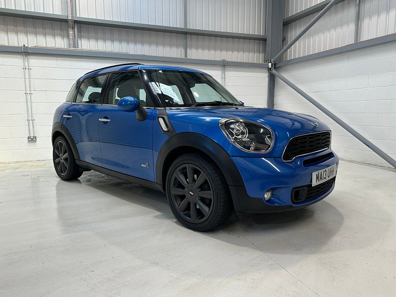 MINI Countryman 2.0L Cooper SD ALL4 Auto SUV 5dr Diesel Automatic Euro 5 (141 bhp)