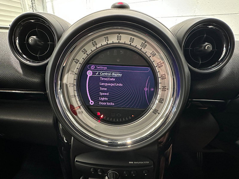 MINI Countryman 2.0L Cooper SD ALL4 Auto SUV 5dr Diesel Automatic Euro 5 (141 bhp)