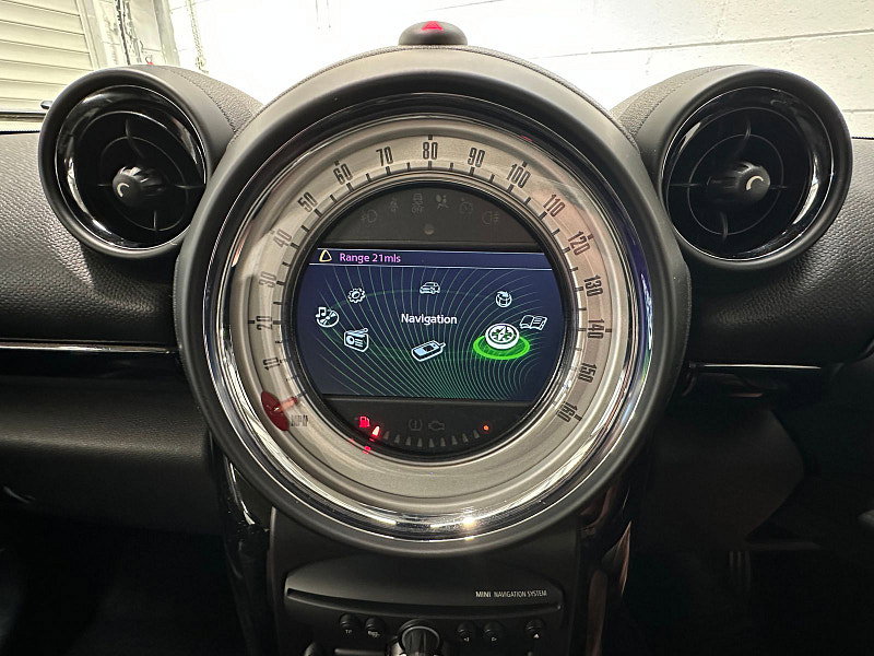 MINI Countryman 2.0L Cooper SD ALL4 Auto SUV 5dr Diesel Automatic Euro 5 (141 bhp)
