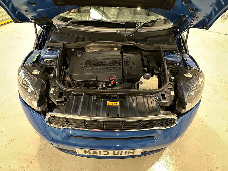 MINI Countryman 2.0L Cooper SD ALL4 Auto SUV 5dr Diesel Automatic Euro 5 (141 bhp)