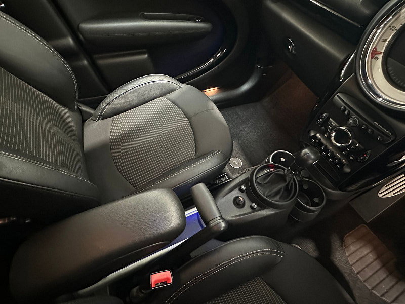 MINI Countryman 2.0L Cooper SD ALL4 Auto SUV 5dr Diesel Automatic Euro 5 (141 bhp)