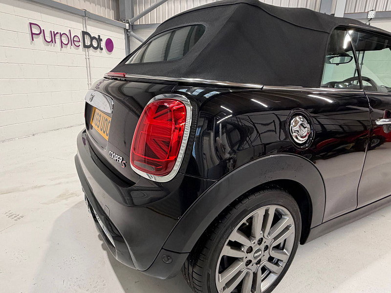 MINI Convertible 2.0 Cooper S Exclusive Convertible 2dr Petrol Steptronic Euro 6 (s/s) (192 ps)