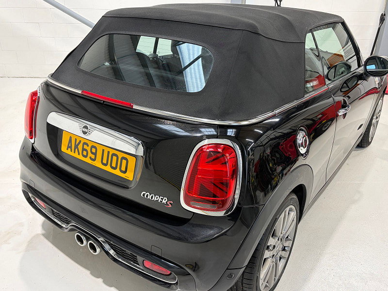 MINI Convertible 2.0 Cooper S Exclusive Convertible 2dr Petrol Steptronic Euro 6 (s/s) (192 ps)