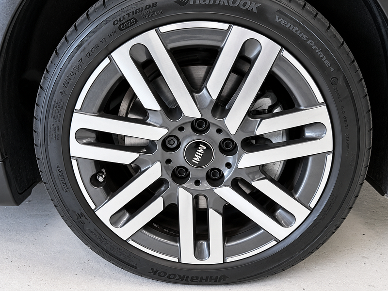 MINI Cooper 2.0S Classic Hatchback 3dr Petrol Steptronic Euro 6 (s/s) (204 ps)