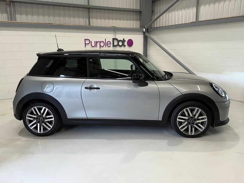 MINI Cooper 2.0S Classic Hatchback 3dr Petrol Steptronic Euro 6 (s/s) (204 ps)