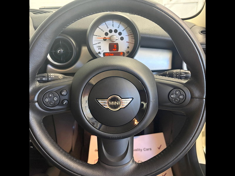 MINI Hatch 1.6 Cooper Hatchback 3dr Petrol Steptronic Euro 5 (122 ps)