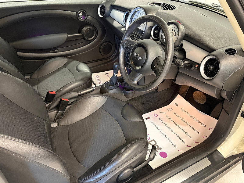 MINI Hatch 1.6 Cooper Hatchback 3dr Petrol Steptronic Euro 5 (122 ps)