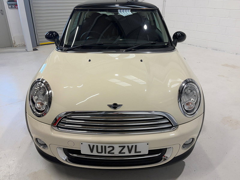 MINI Hatch 1.6 Cooper Hatchback 3dr Petrol Steptronic Euro 5 (122 ps)
