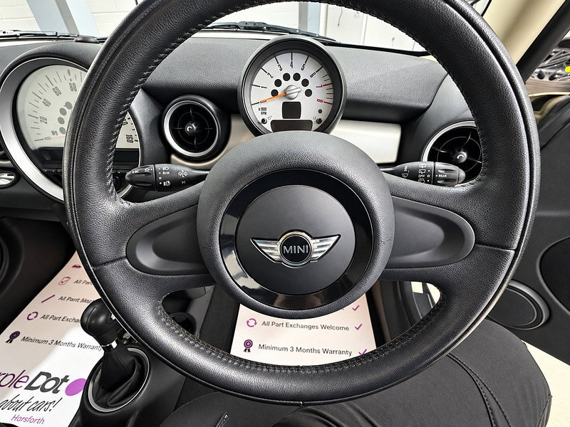 MINI Hatch 1.6 One Hatchback 3dr Petrol Steptronic Euro 5 (98 ps)