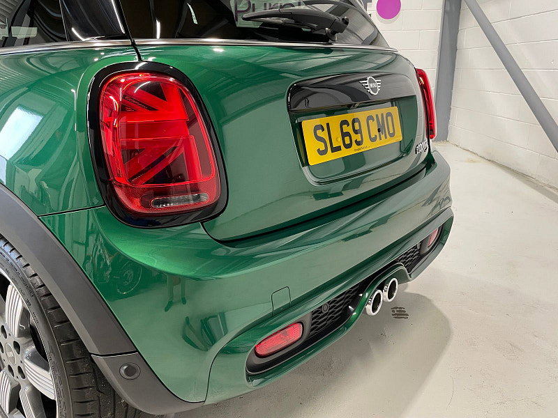 MINI Hatch 2.0L 60 Years Edition Auto Hatchback 3dr Petrol Automatic Euro 6 (189 bhp)