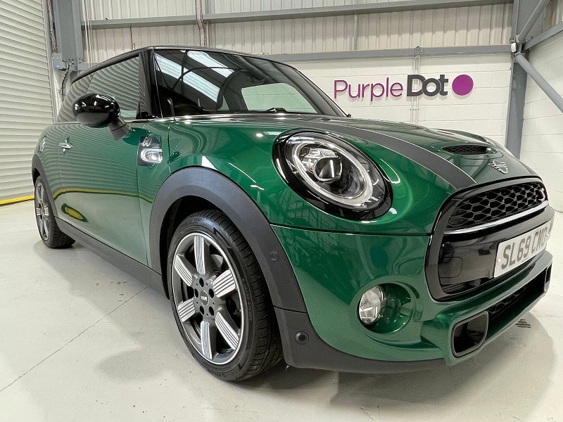 MINI Hatch 2.0L 60 Years Edition Auto Hatchback 3dr Petrol Automatic Euro 6 (189 bhp)