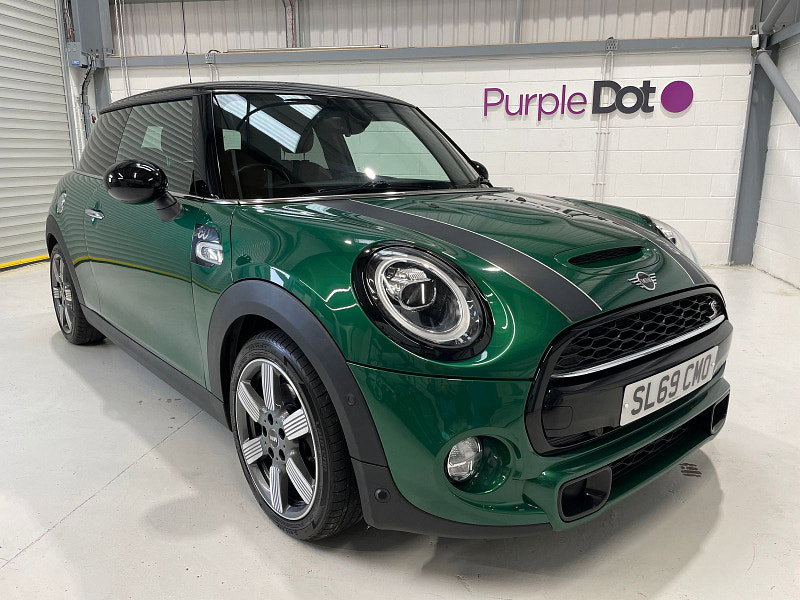 MINI Hatch 2.0L 60 Years Edition Auto Hatchback 3dr Petrol Automatic Euro 6 (189 bhp)