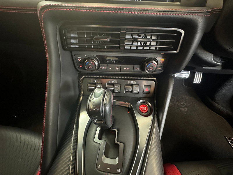Nissan GT-R 3.8L RECARO Coupe 2dr Petrol Semi Automatic Euro 6 (562 bhp)