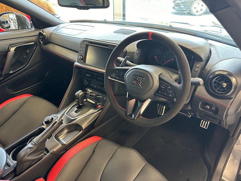 Nissan GT-R 3.8L RECARO Coupe 2dr Petrol Semi Automatic Euro 6 (562 bhp)