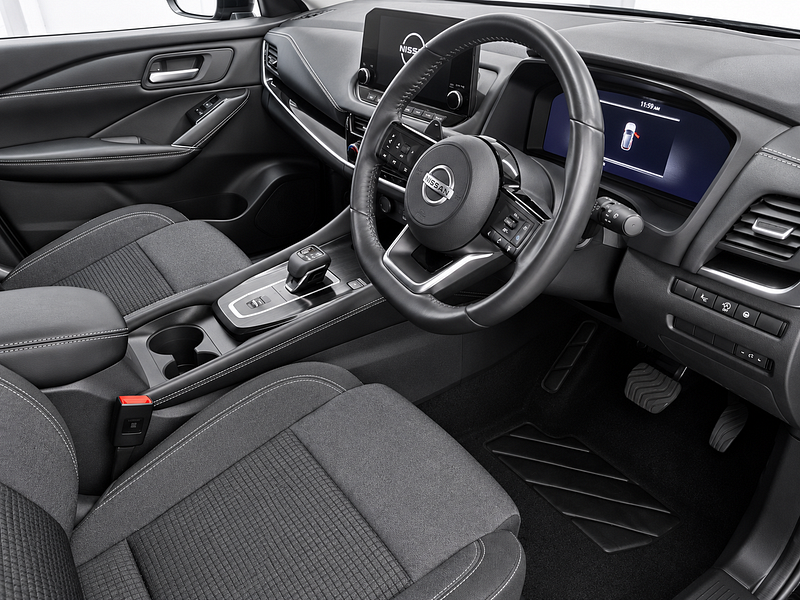 Nissan Qashqai 1.3L Premiere Edition DiG-T MHEV CVT SUV 5dr Hybrid Automatic Euro 6 (156 bhp)