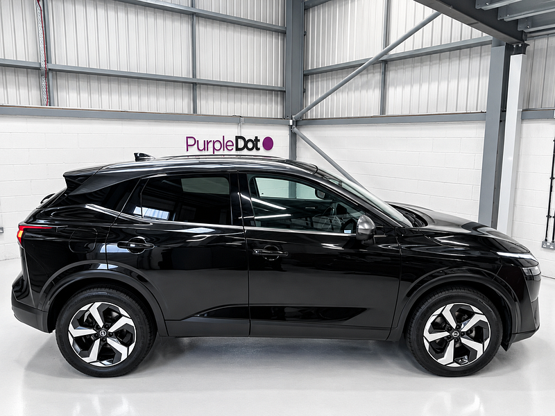 Nissan Qashqai 1.3L Premiere Edition DiG-T MHEV CVT SUV 5dr Hybrid Automatic Euro 6 (156 bhp)
