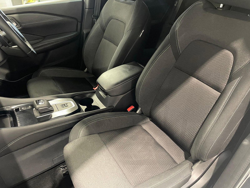 Nissan Qashqai 1.3L Premiere Edition DiG-T MHEV CVT SUV 5dr Hybrid Automatic Euro 6 (156 bhp)