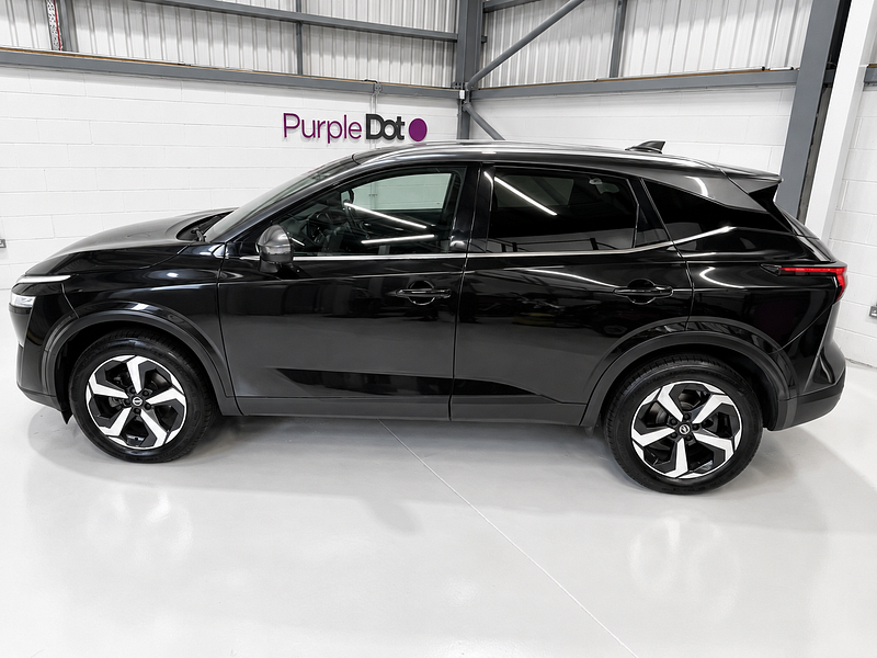 Nissan Qashqai 1.3L Premiere Edition DiG-T MHEV CVT SUV 5dr Hybrid Automatic Euro 6 (156 bhp)