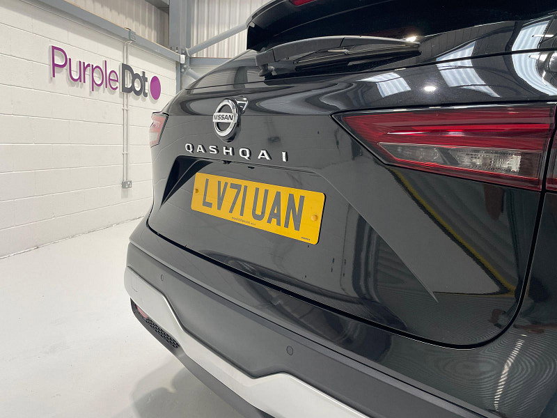 Nissan Qashqai 1.3L Premiere Edition DiG-T MHEV CVT SUV 5dr Hybrid Automatic Euro 6 (156 bhp)