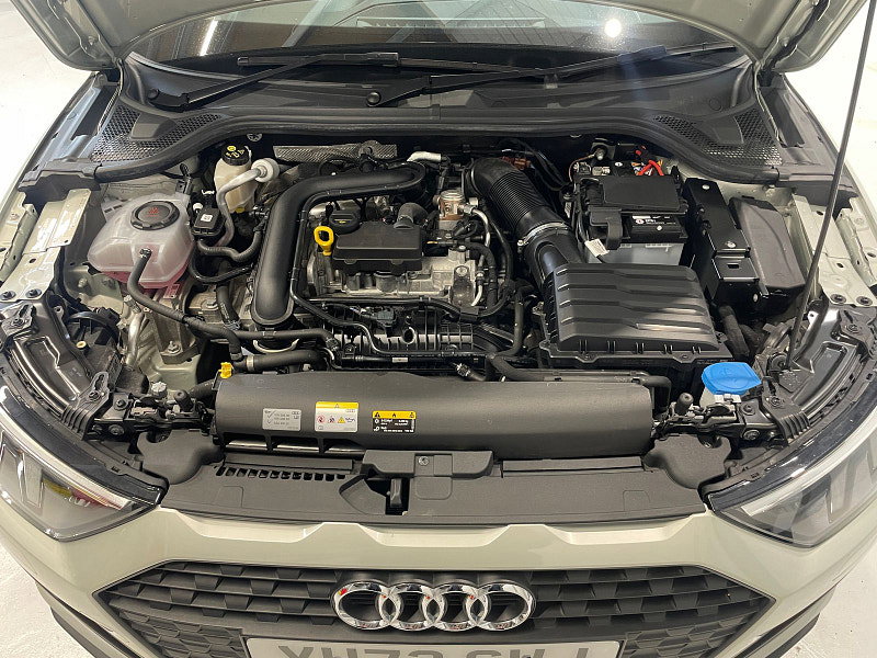 Audi A1 1.0 TFSI 25 Technik Sportback 5dr Petrol Manual Euro 6 (s/s) (95 ps)