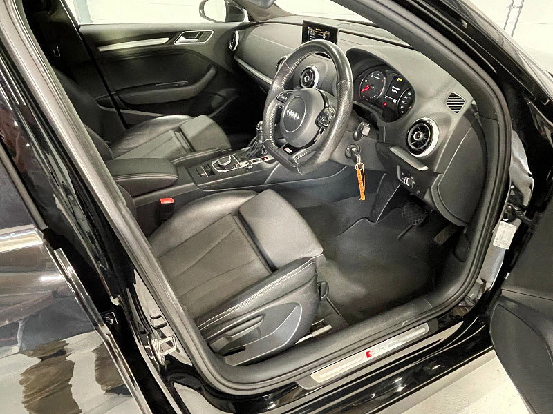 Audi A3 TDI S LINE