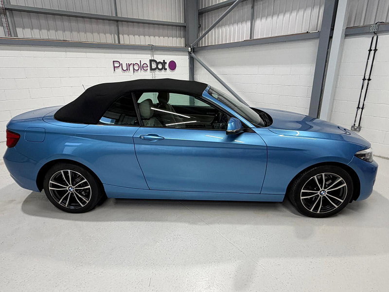 BMW 2 Series 2.0 220i Sport Convertible 2dr Petrol Auto Euro 6 (s/s) (184 ps)