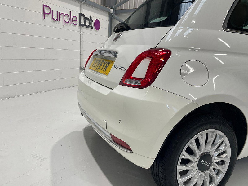Fiat 500 1.0L Dolcevita MHEV Hatchback 3dr Petrol Manual Euro 6 (68 bhp)