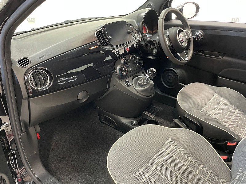 Fiat 500 1.0L Lounge MHEV Hatchback 3dr Petrol Manual Euro 6 (68 bhp)