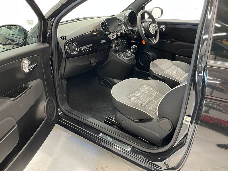 Fiat 500 1.0L Lounge MHEV Hatchback 3dr Petrol Manual Euro 6 (68 bhp)