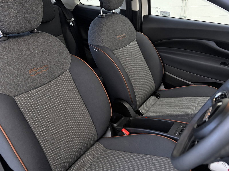 Fiat 500e C 42kWh Icon Convertible 2dr Electric Auto (118 ps)