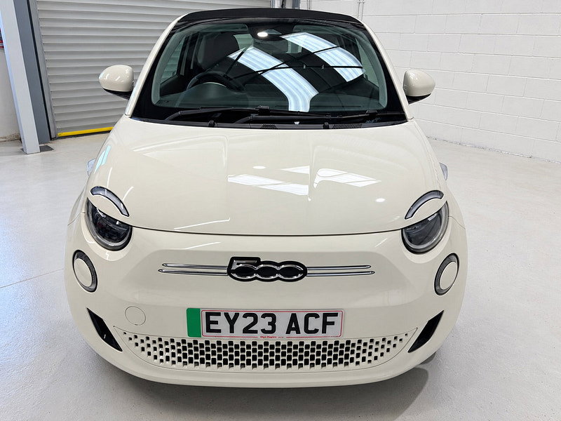 Fiat 500e C 42kWh Icon Convertible 2dr Electric Auto (118 ps)