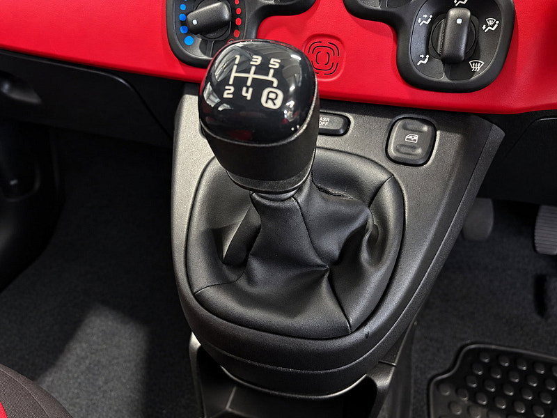 Fiat Panda 0.9 TwinAir Lounge Hatchback 5dr Petrol Manual Euro 6 (s/s) (85 bhp)