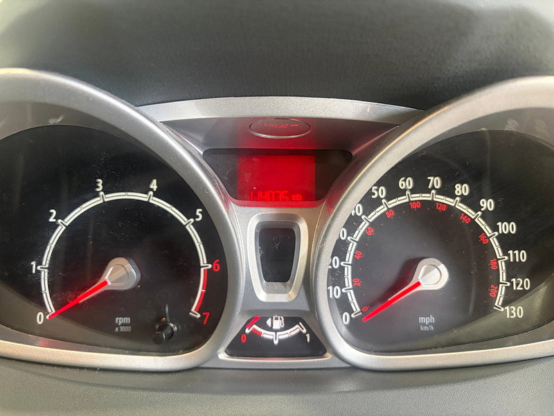 Ford Fiesta 1.4 Zetec Hatchback 5dr Petrol Manual (133 g/km, 94 bhp)