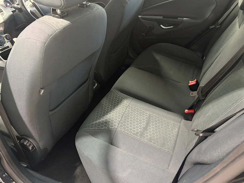 Ford Fiesta 1.4 Zetec Hatchback 5dr Petrol Manual (133 g/km, 94 bhp)