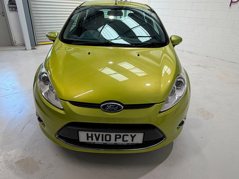 Ford Fiesta 1.4 Zetec Hatchback 5dr Petrol Automatic (154 g/km, 94 bhp)