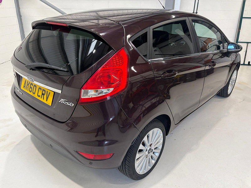 Ford Fiesta 1.6 TDCi DPF Titanium Hatchback 5dr Diesel Manual (107 g/km, 94 bhp)