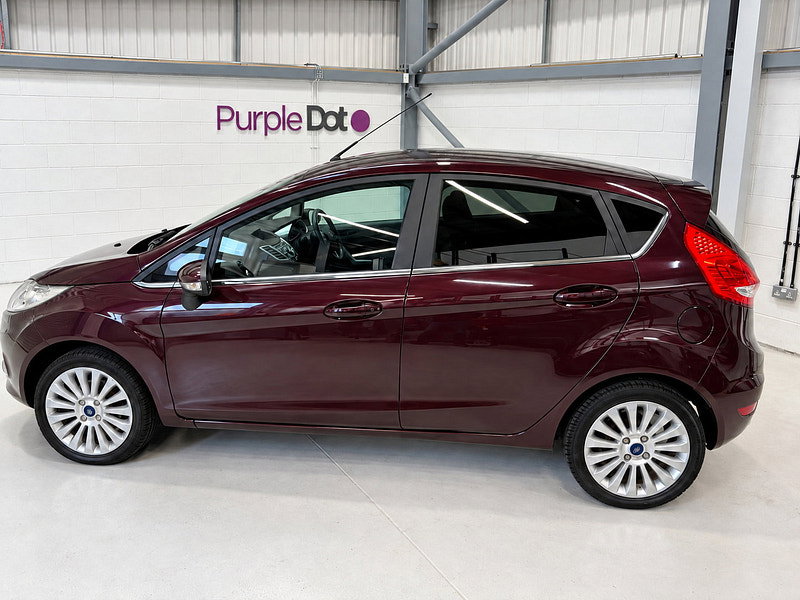 Ford Fiesta 1.6 TDCi DPF Titanium Hatchback 5dr Diesel Manual (107 g/km, 94 bhp)