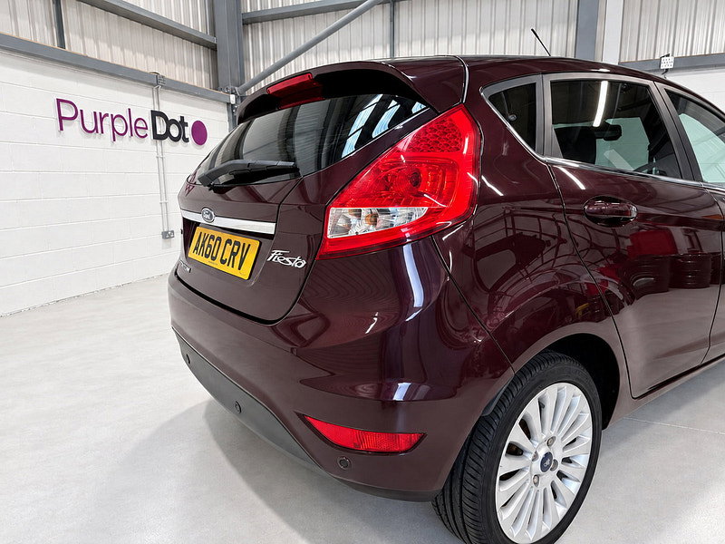 Ford Fiesta 1.6 TDCi DPF Titanium Hatchback 5dr Diesel Manual (107 g/km, 94 bhp)