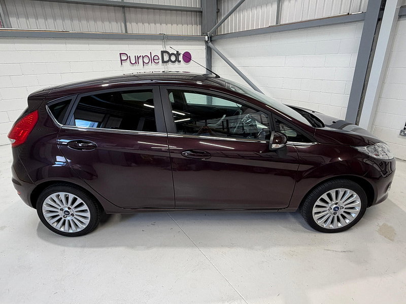 Ford Fiesta 1.6 TDCi DPF Titanium Hatchback 5dr Diesel Manual (107 g/km, 94 bhp)
