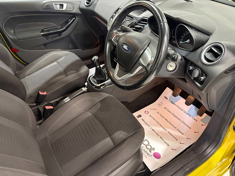 Ford Fiesta 1.0 Zetec Hatchback 5dr Petrol Manual Euro 5 (s/s) (80 ps)