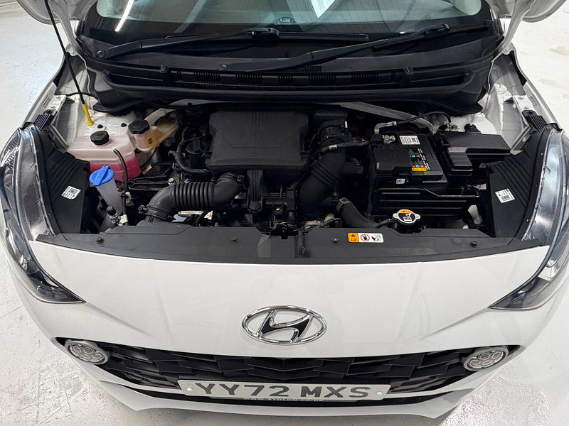 Hyundai I10 1.0 SE Connect Hatchback 5dr Petrol Manual Euro 6 (s/s) (67 ps)