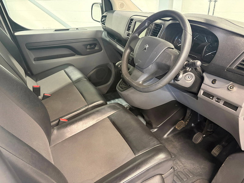 Peugeot Expert 1.5 BlueHDi 1000 Professional Standard Panel Van 6dr Diesel Manual MWB Euro 6 (s/s) (100 bhp)