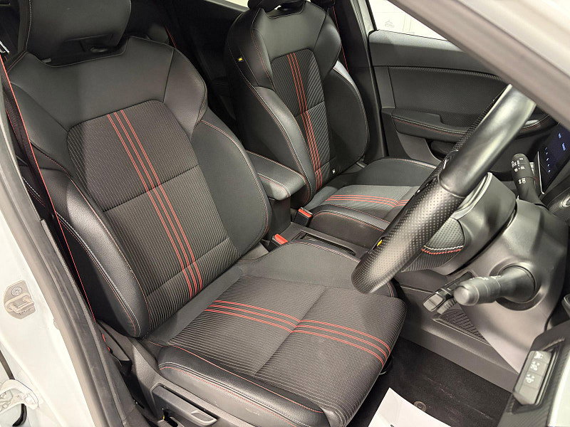 Renault Clio 1.0 TCe RS Line Hatchback 5dr Petrol Manual Euro 6 (s/s) (90 ps)